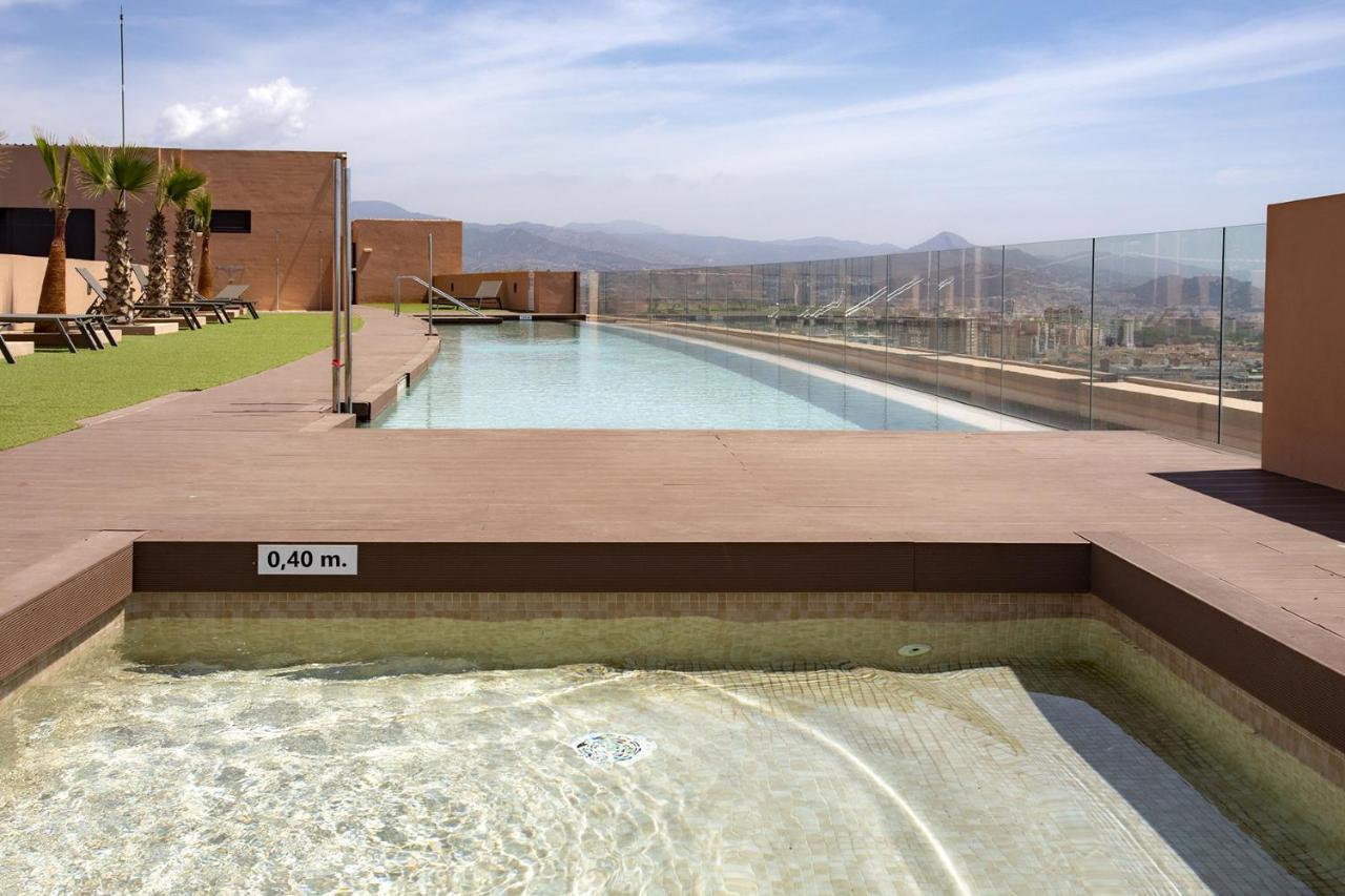 -Malagasunapts-Skygarden Teatinos Pool Playground Málaga Exterior foto